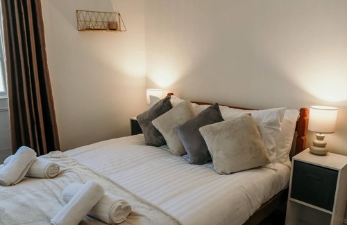 Whitehaven House | Elegant 3-Bedroom Home 3BD Quiet Whitehaven