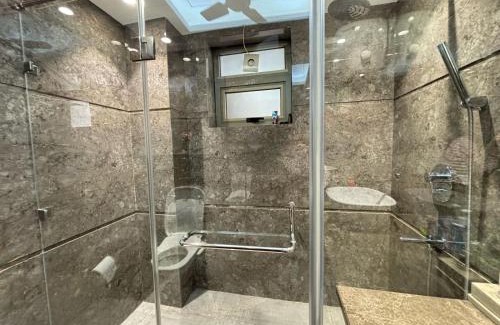 DLF Phase 3 Apartment | Elegant 3 BHK Apartment in DLF Gurugram