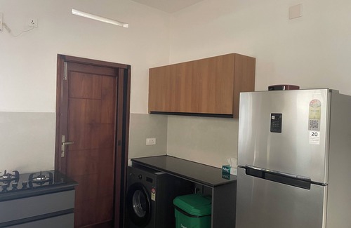 Thiruvananthapuram Apartment | Elegant 3-BR Serviced Apartment with Full Amenities and Near City Hotspots