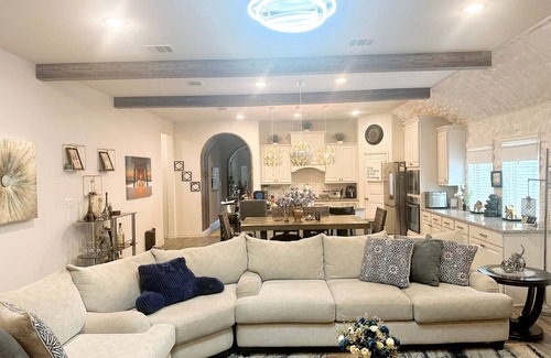 Richmond House | ELEGANT 4-BEDROOM OASIS