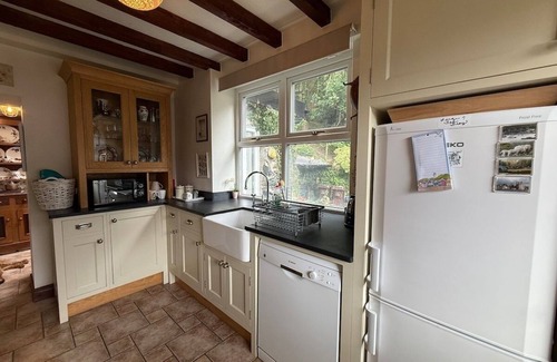 Dwygyfylchi House | Elegant 4-Bed Pet-Friendly Retreat in Snowdonia