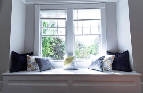 Montgomery House | Elegant 5BR Stay | Minutes to Capitol