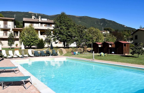 Rivotorto Apartment | Elegant accommodation for 2-4 people in the green countryside in Assisi