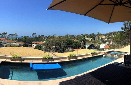 Laguna Beach House | Elegant and Contemporary Downtown Home with Cozy Feeling and Private Pool