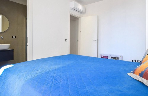 Ispica Apartment | Elegant apartment in historic building.
