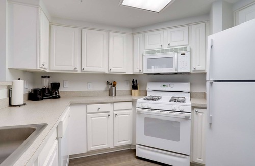 Ballston Apartment | Elegant Apt Near Metro & Eats