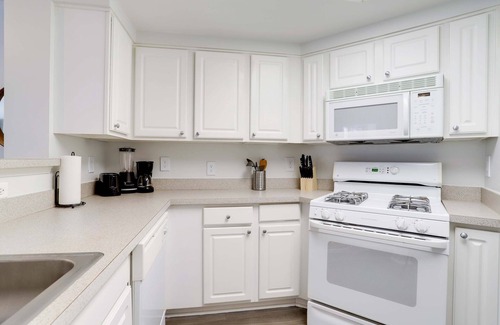 Ballston Apartment | Elegant Apt Near Metro & Eats