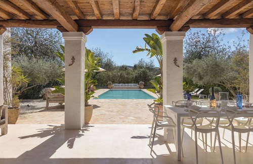 Sant Rafael de Sa Creu Villa | Elegant Blakstad Villa in Ibiza’s Heart | 4 Bedrooms, Private Pool, Fenced