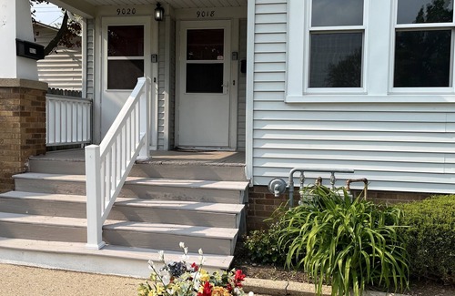 West Allis Apartment | Elegant charm!