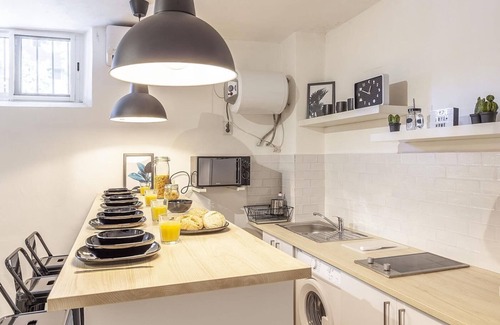 Sur Apartment | ELEGANT DESIGN APARTMENT! 2 BED -SEVILLA- WIFI - 5 PAX