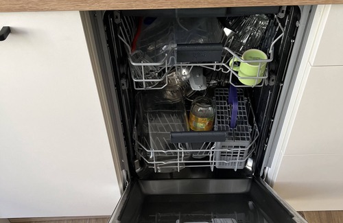 Palavas-les-Flots Apartment | Elegant, fully-equipped, quiet family apartment just a stone's throw from the sea