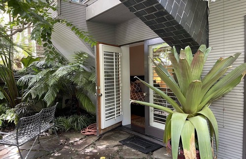 Silver Strand House | Elegant Guest House in Prestigious Silver Strand