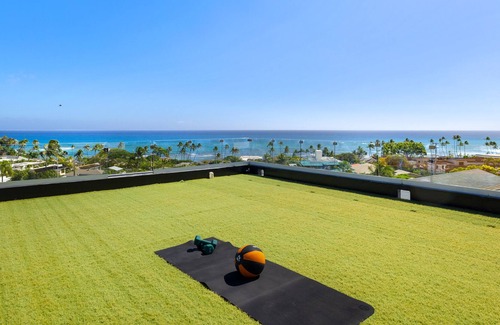 Kahala House | Elegant home in Honolulu's exclusive Kahala neighborhood