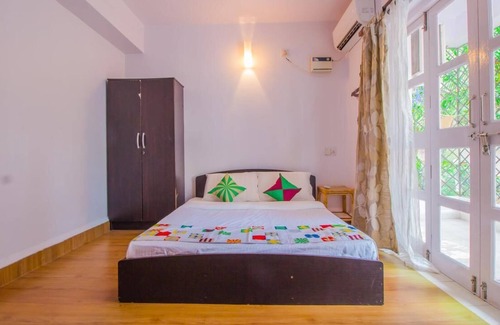 Fatrade House | Elegant Home With Pool-Carmona Beach,Goa