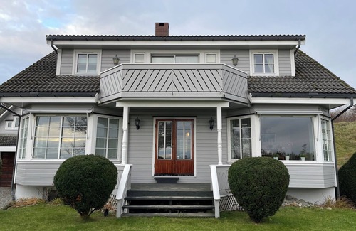 Randaberg House | Elegant house close to the beach