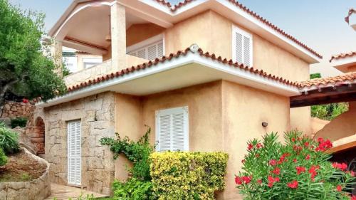 Cannigione House | Elegant House with Sea View in Cannigione