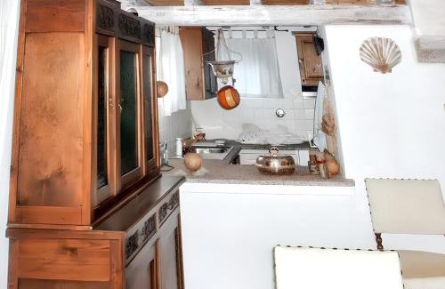 Cannigione House | Elegant House with Sea View in Cannigione