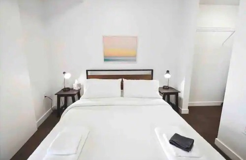 Salt Lake City Apartment | Elegant luxury apartment with hot tub, gym, pool,