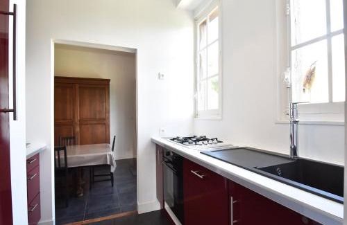 Pays-de-Belves House | Elegant Mansion Stay in Belvès