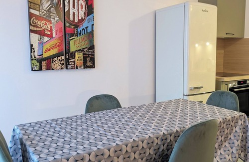 Le Parc Saint-Maur Apartment | Elegant new 3-room apartment - Close to Paris, Disneyland Paris and Orly airport