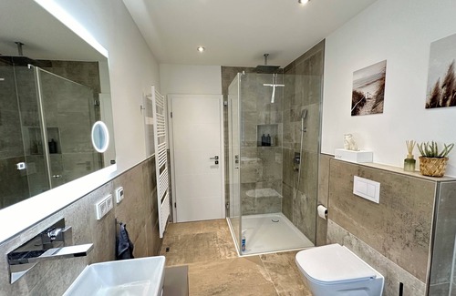 Reinfeld Apartment | Elegant new building between Hamburg & Lübeck, Baltic Sea with parking lot in Reinfeld