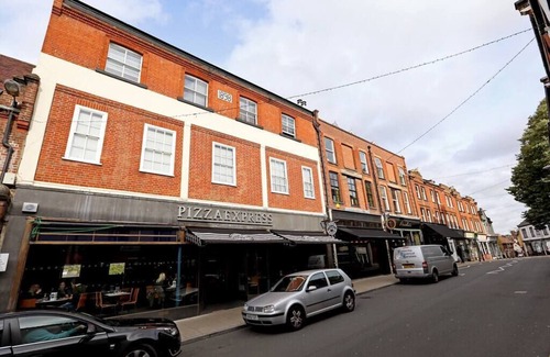 Norwich Apartment | Elegant Norwich Apartment in The Lanes w/Parking