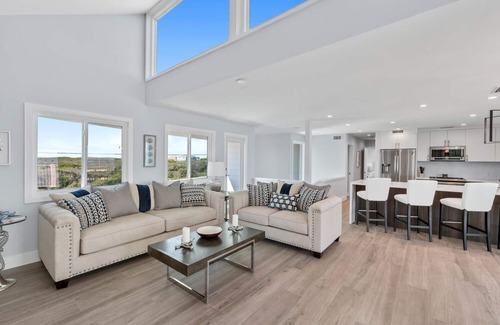South Ponte Vedra Beach House | Elegant PVT BEACHFRONT with MINI GOLF in South Ponte Vedra Beach -TPC Sawgrass!