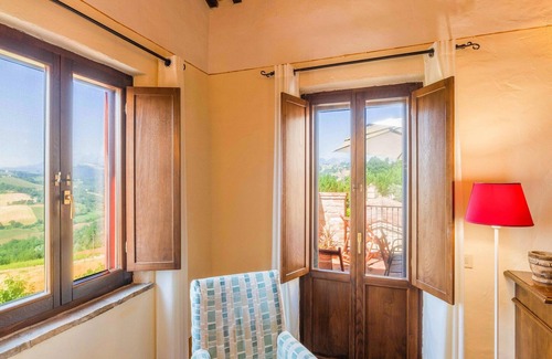 Monte San Martino Apartment | Elegant Stone House w/Pool