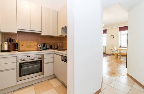 Josefstadt Apartment | ELEGANT, STYLISH STUDIO IN THE HEART OF VIENNA