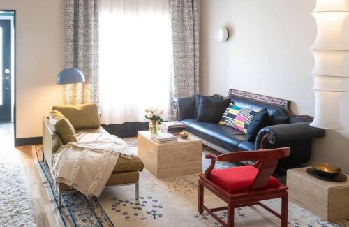 Hudson Apartment | Elegant Townhouse, Hudson center, 3 ensuite baths