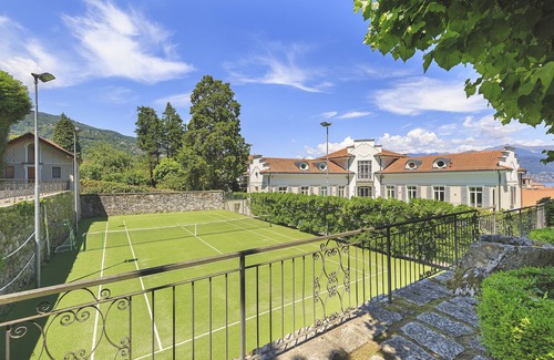 Stresa Villa | Elegant villa with pool & tennis just next to the town center! - Villa Virginia
