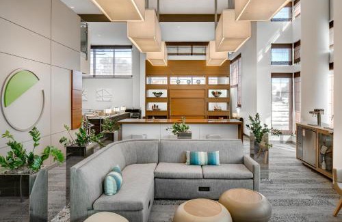 Midtown Crossing Hotel | Element Omaha Midtown Crossing