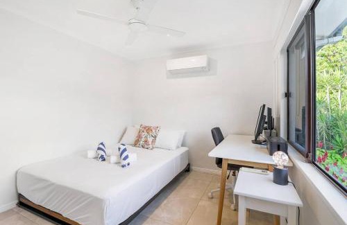 Mooroobool House | Elevated Entertainer - Modern, Spacious & Stylish