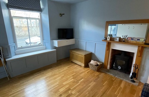 Leven Apartment | Elie Residence Studio Apartment, perfect for 2! Ground-floor.