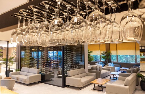 Paralia Kourna Hotel | Eliros Mare Beachfront Poem Hotel