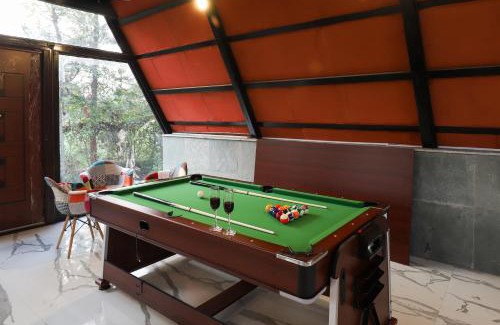 Faridabad Apartment | ELIVAAS 3 BHK with Treehouse & Pvt Pool - Handa's Gateway