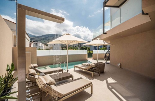 Georgioupolis Villa | Elixir Villa 7BD 4BD 14PL - 3min walk to the beach