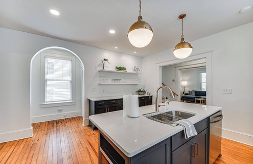 Elizabeth City House | Elizabeth City Home w/Fire Pit < 1 Mi to Downtown