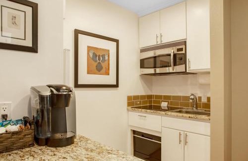 Elkhorn Village House | Elkhorn Condo Walk to Dollar!