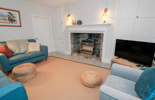 Malborough House | Ellenor