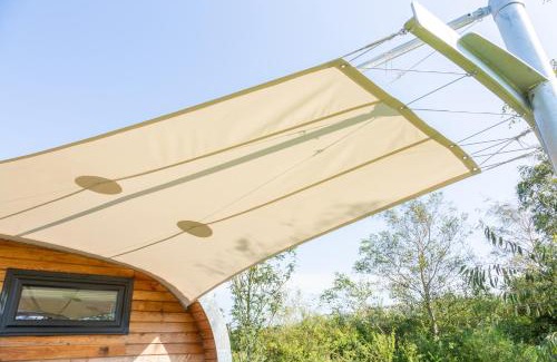 Cowan Bridge Apartment | Ellerbeck Luxury Pod with Hot Tub at Fell View Park Kirkby Lonsdale