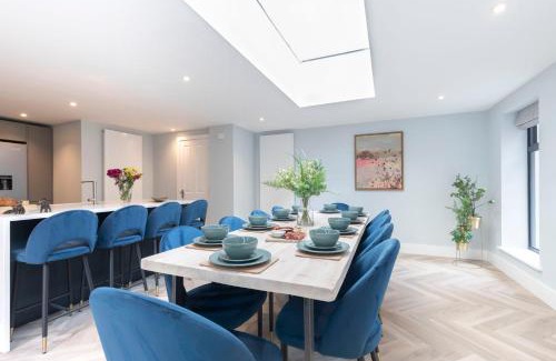 Cheltenham Apartment | Elliot Oliver - Comfortable Five Bedroom Town Centre House With Garden & Garage