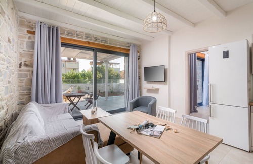 Kokinos Pirgos Villa | ELMARA Luxury Villa 3 - Next to the Beach