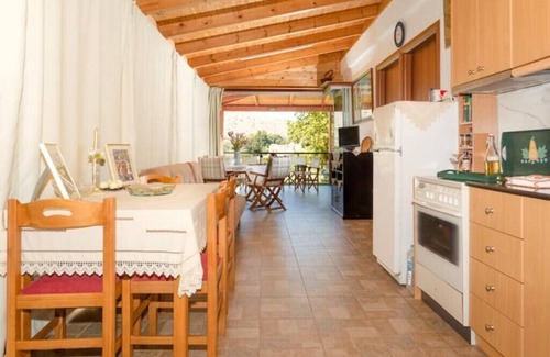 Georgioupolis House | ELVAGO Ideal for a family with 2, 3 or 4 children.n