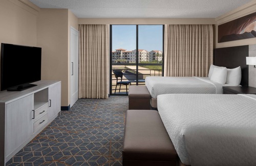 Camelback East Hotel | Embassy Suites by Hilton Phoenix Biltmore