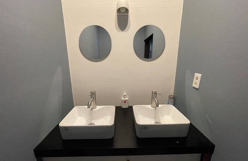 Iida Cabin | Ember Lodge