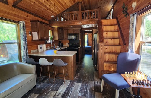 Mill Spring Resort | Emberglow Outdoor Resort