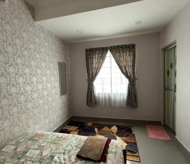 Pasir Gudang House | Embun Selasih Homestay