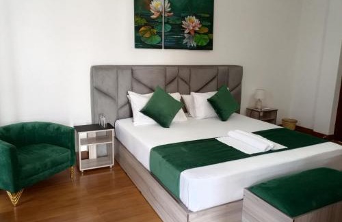 Tennekumbura Hotel | Emerald Mountain Resort