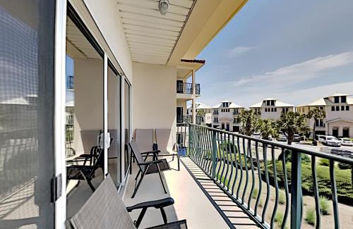 Frangista Beach Apartment | Emerald Waters #307